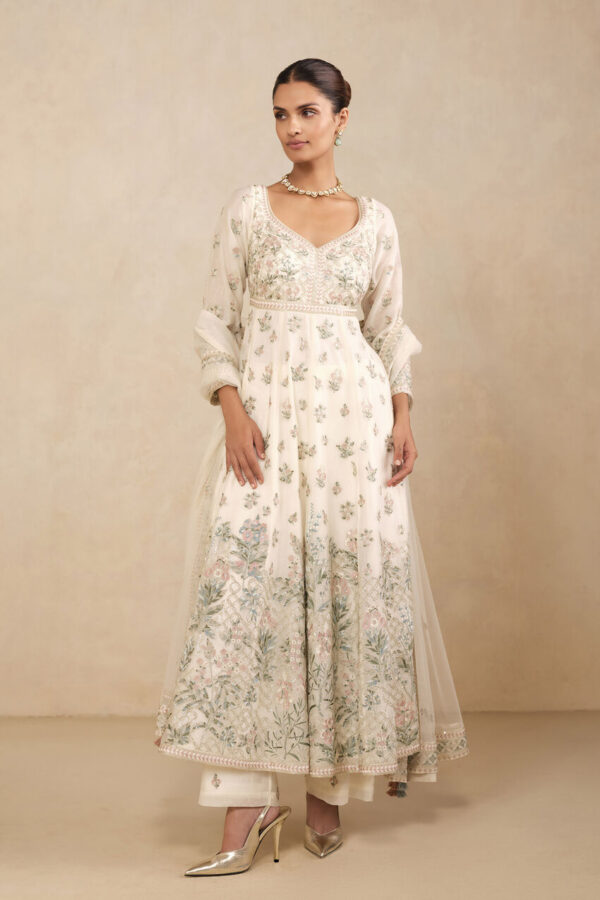 Zohra Embroidered Mul Anarkali Suit Set - Ivory