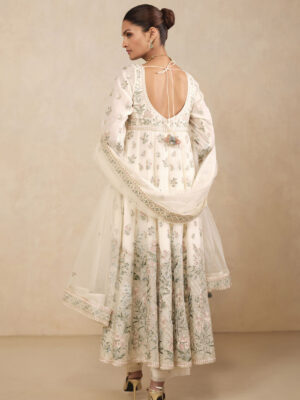 S26A13_Ivory_3.jpg